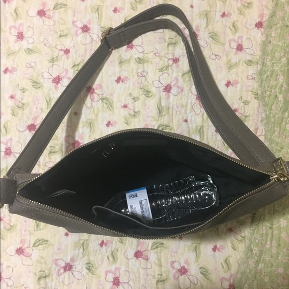 BCBG Crossbody Bag - Picture 7 of 8